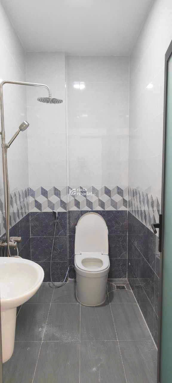 BÁN NHÀ HẼM 4M VƯỜN LÀI, QUẬN TÂN PHÚ, DT 4 X 10M, NHÀ 1 LẦU, MỚI ĐẸP, GIÁ 4,99TỶ TL