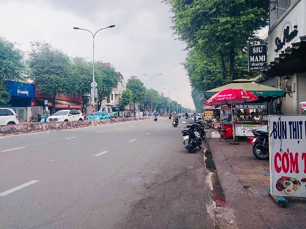 LÊ TRỌNG TẤN – MẶT TIỀN KINH DOANH – DÒNG T.IỀN 100TR – 205M NGANG BỀ THẾ 8.2 CHỈ 42 TL