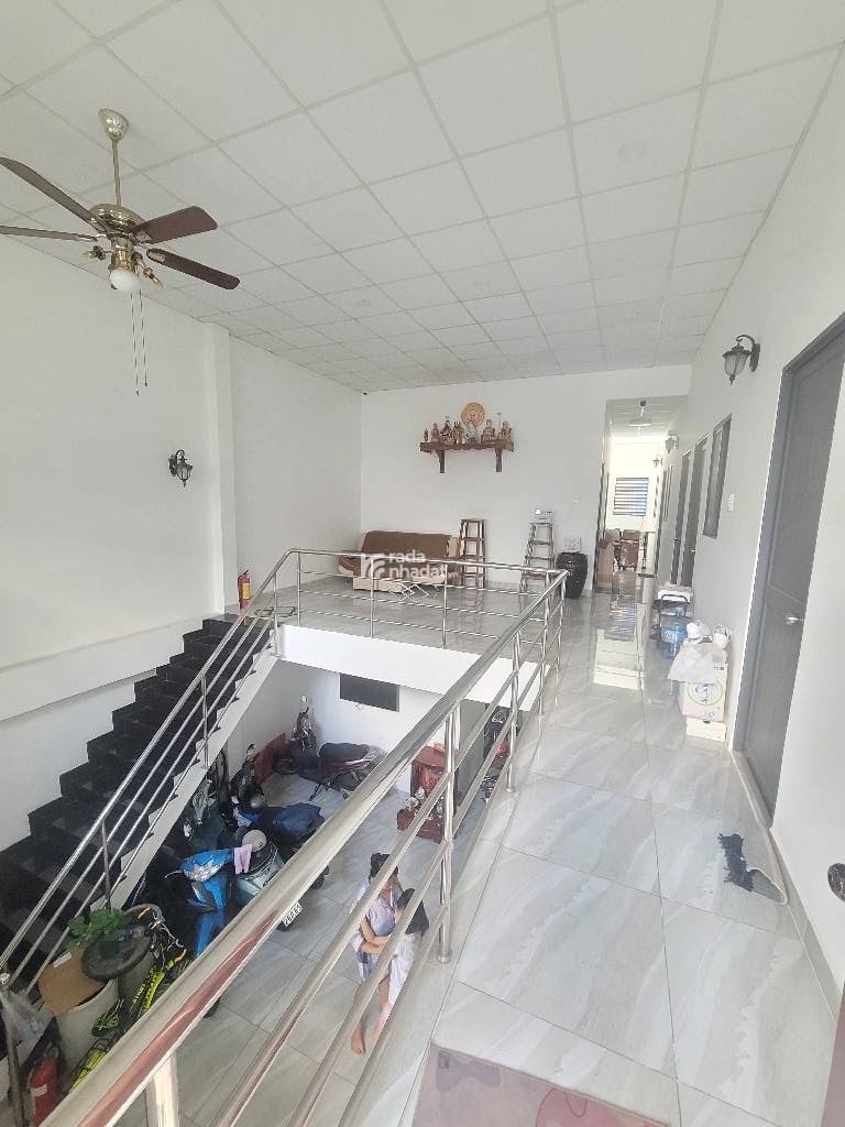 HÀNG CỰC HIẾM - 141M2 - NGANG KHỦNG 10M -  PHẠM VĂN CHÍ - QUẬN 6 Phạm văn chí P4 Q6