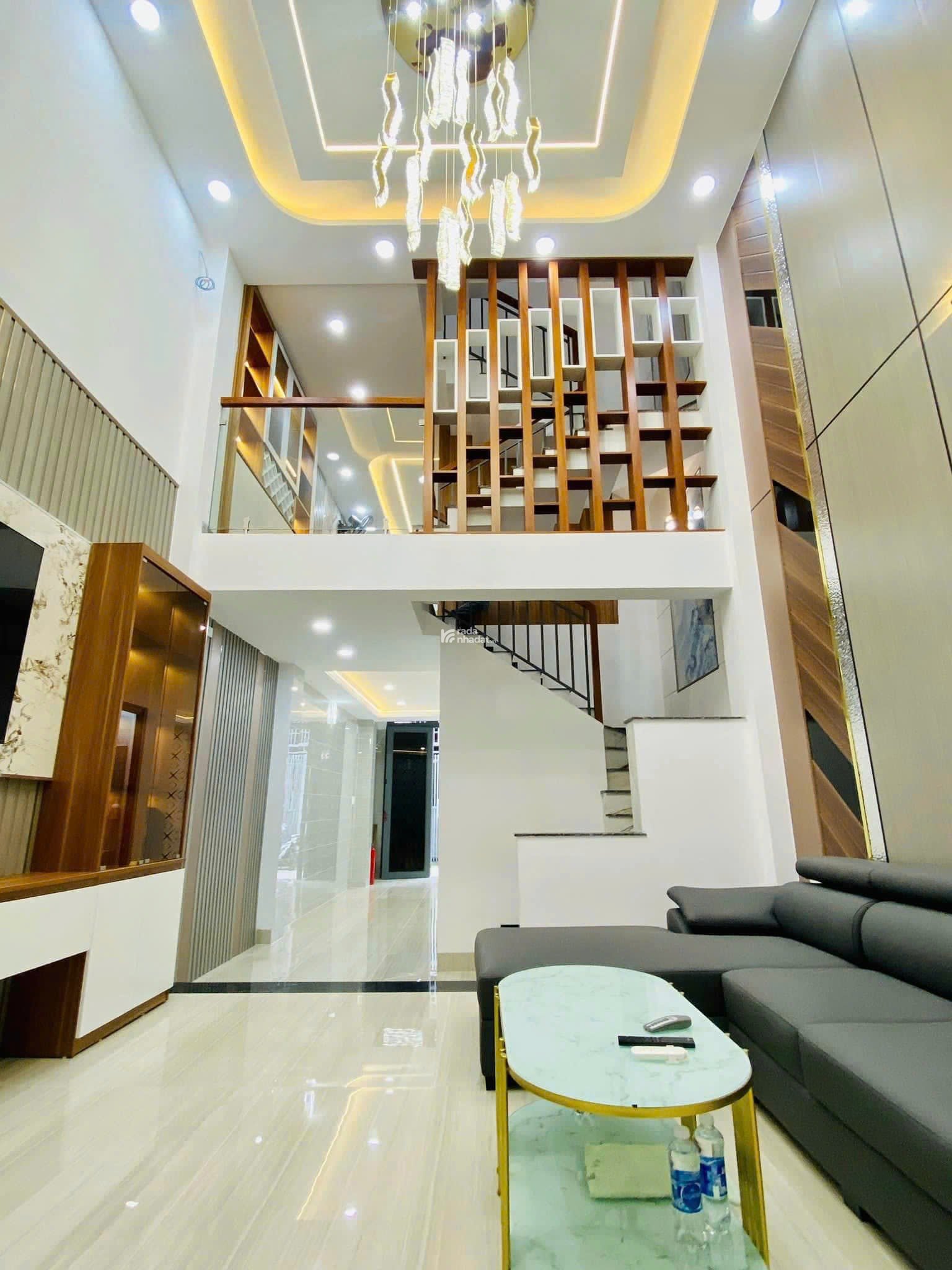 Nhà phong thuỷ tốt Nguyễn Văn Lượng P17 Q. Gò Vấp DT 44.8m2 giá 2tỷ300tr, đang cho thuê 12tr/tháng