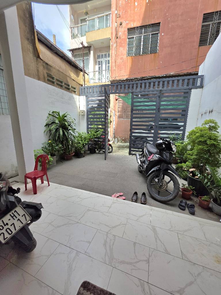 TÂN PHÚ - LŨY BÁN BÍCH - HẺM OTO ĐỖ CỬA - 82M2 