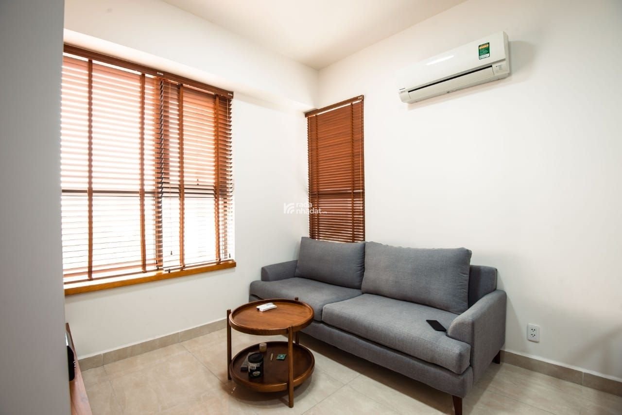 Cần bán gấp office - tel Centana Thủ Thiêm, căn góc diện tích 74m2, giá 3.45 tỷ. LH 0938 488 ***