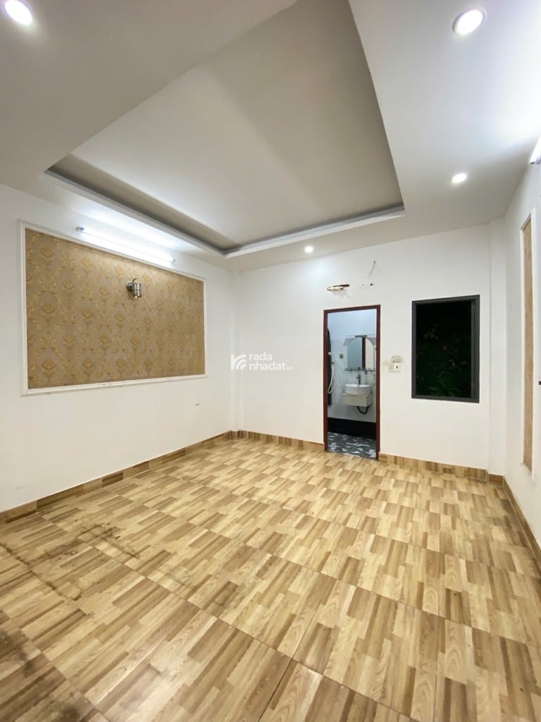 BÁN GẤP NHÀ LÊ VĂN QUỚI -BÌNH TÂN -HẺM XE HƠI -NGAY NGÃ TƯ 4 XÃ