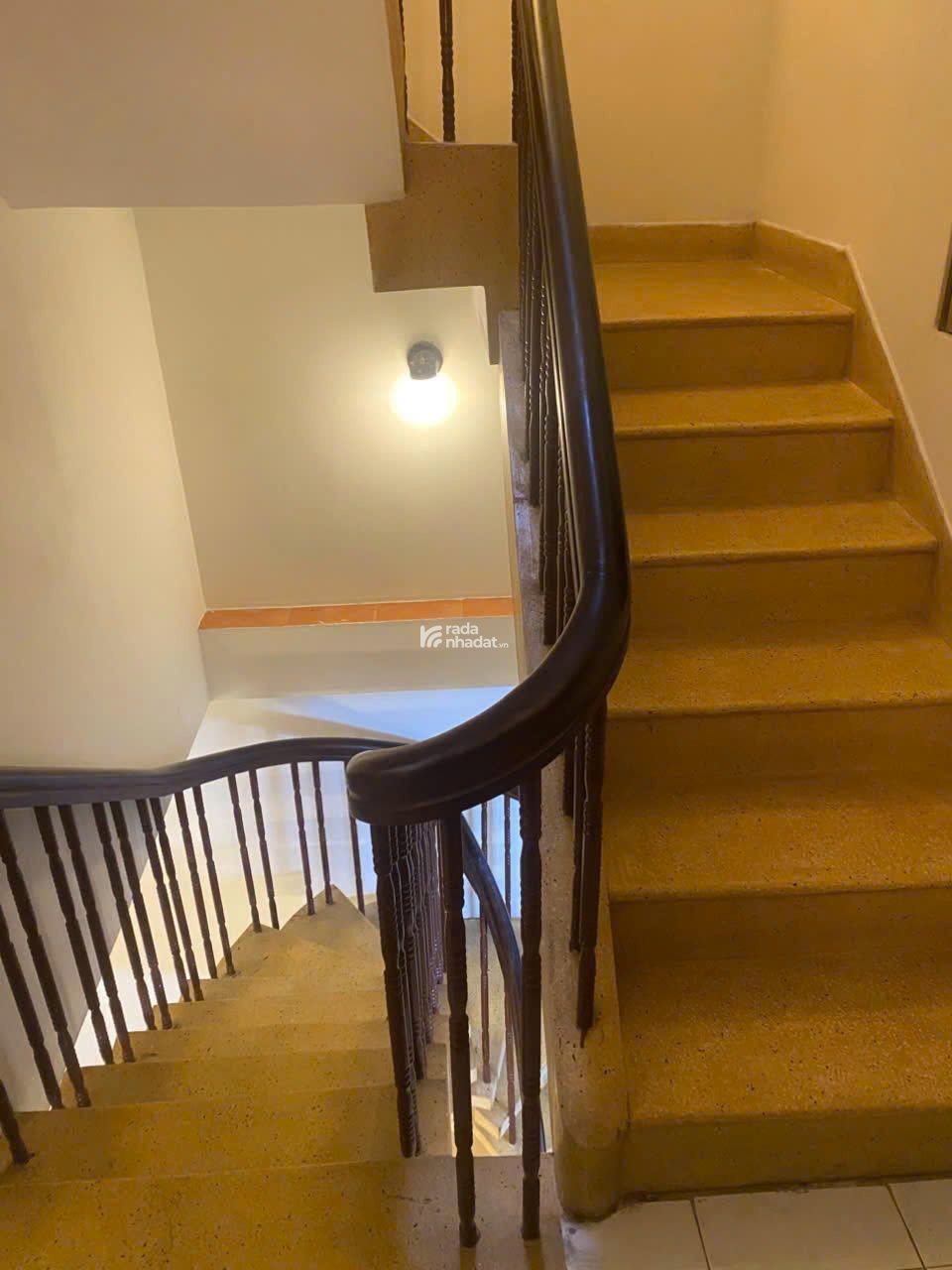 BÁN NHÀ HẺM XE TẢI 453 LÊ VĂN SỸ P12 Quận 3 - 12.9 TỶ