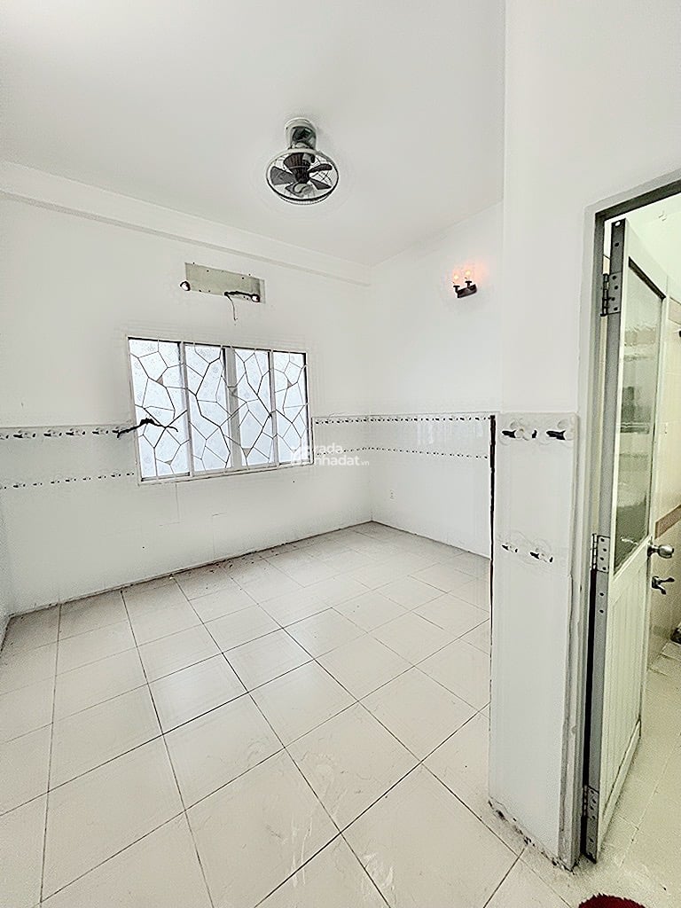 Bán nhà gần đường trường chinh tây thạnh