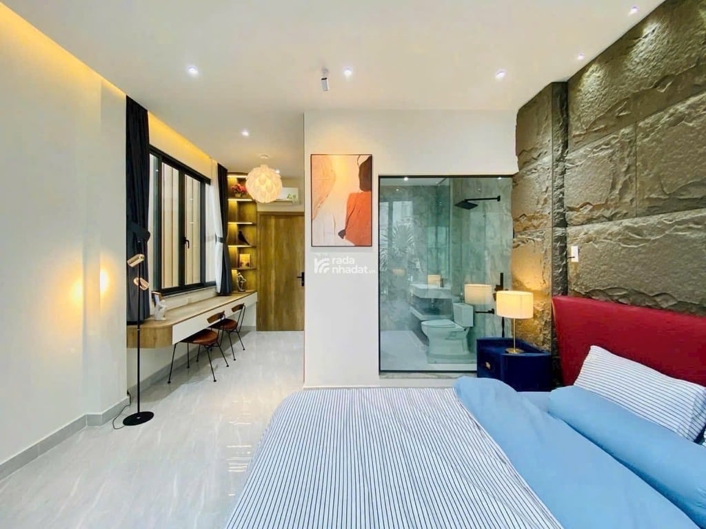 BÌNH THẠNH 15”  Ô TÔ nhỏ VÀO NHÀ - 5 TẦNG - 3 PN, 4 WC  SÂN THƯỢNG RỘNG - CĂN GÓC 2 MẶT - 