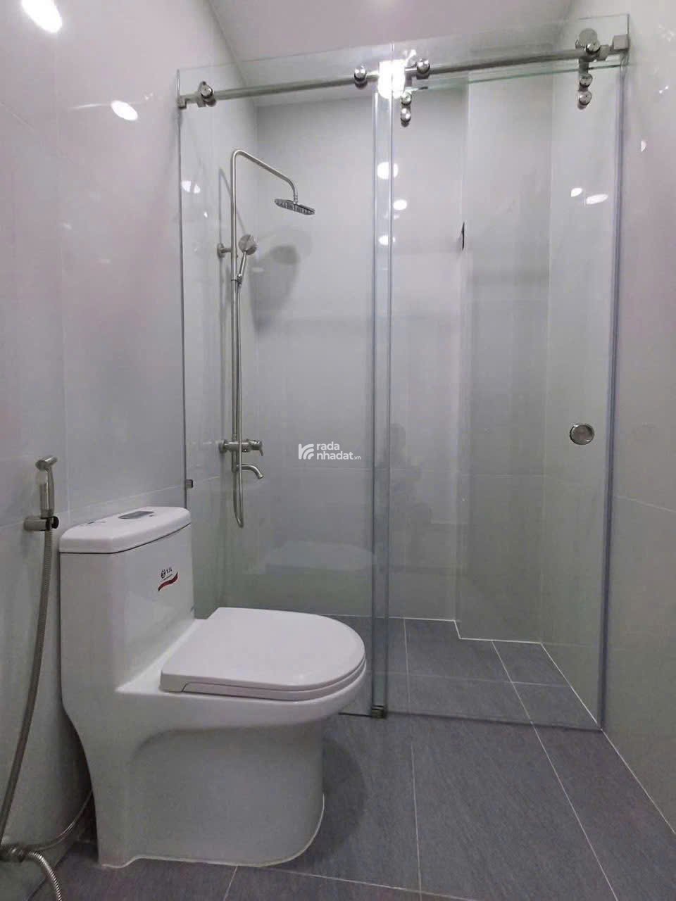 Nhượng ngay nhà đẹp ngay Lê Văn Sỹ Quận 3, 56m2, Đang có hợp đồng cho thuê 16tr/th, giá 3 tỷ 780 TL