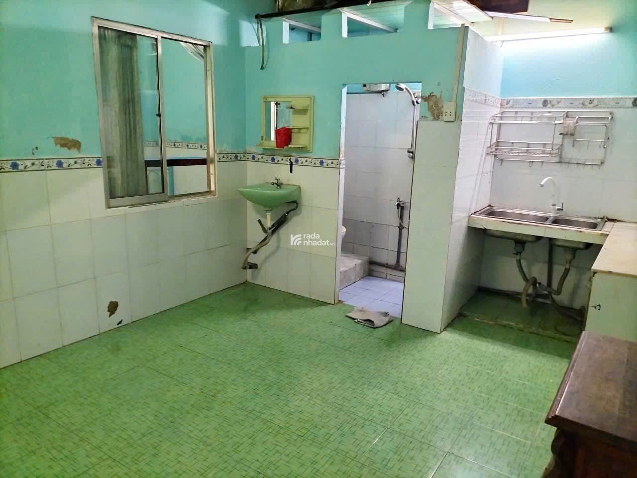 Bán nhanh nhà C4 hẻm Đình Phong Phú Q9 giá cực rẻ