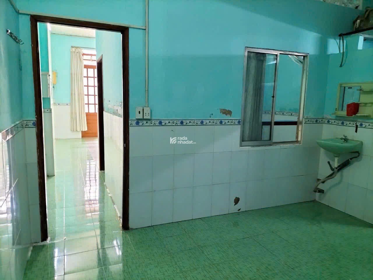 Bán nhanh nhà C4 hẻm Đình Phong Phú Q9 giá cực rẻ