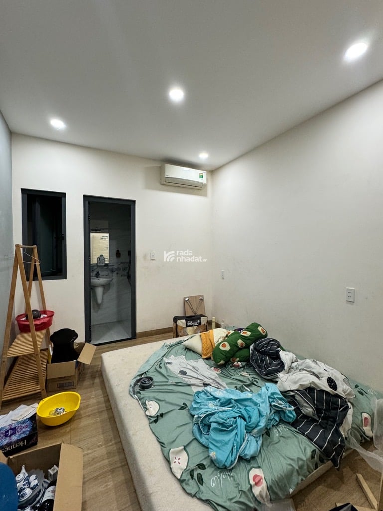 NHÀ 5 TẦNG TÂN BÌNH - 50M2 - 5PN - GẦN CHỢ & GA T3 - SỔ VUÔNG HOÀN CÔNG ĐỦ
