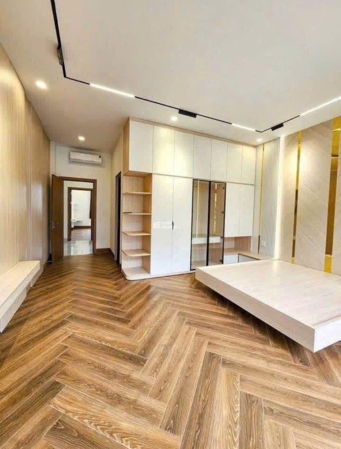 Bán nhà ngay Vạn Kiếp, Bình Thạnh. Giá: 8 tỷ 650tr/ 50m2, sổ hồng riêng, đường ô tô