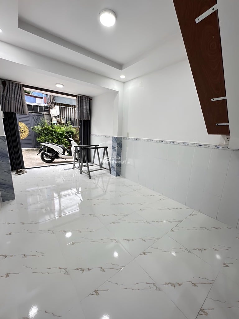 HXH HỒ VĂN LONG 1 TRỆT 1 LỬNG NGANG GẦN 6M NỞ HẬU - 2 MẶT HẺM - NHÀ CÒN MỚI Ở NGAY - CHỈ 2.95 TỶ