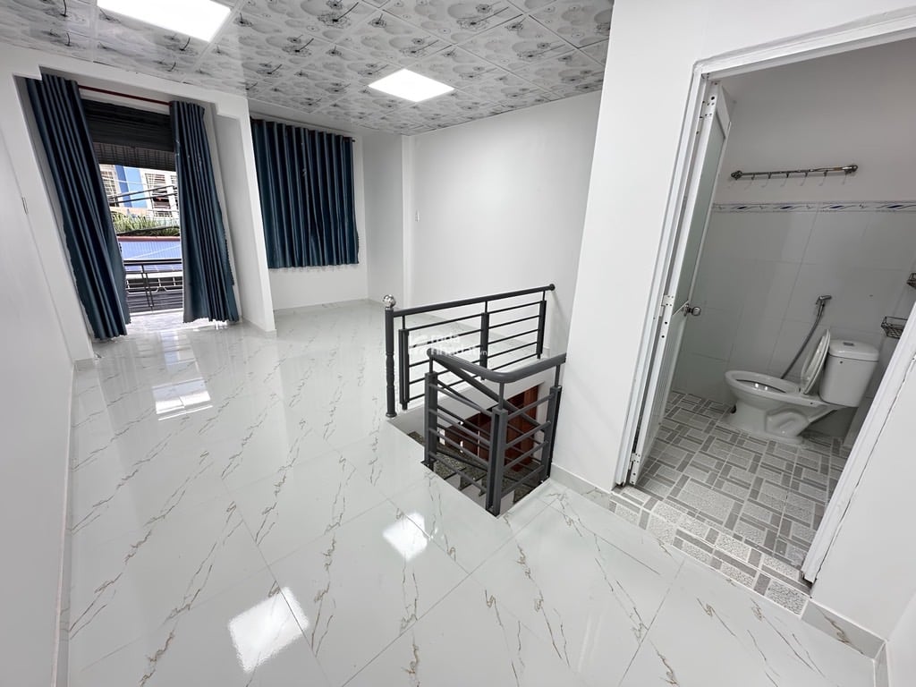 HXH HỒ VĂN LONG 1 TRỆT 1 LỬNG NGANG GẦN 6M NỞ HẬU - 2 MẶT HẺM - NHÀ CÒN MỚI Ở NGAY - CHỈ 2.95 TỶ