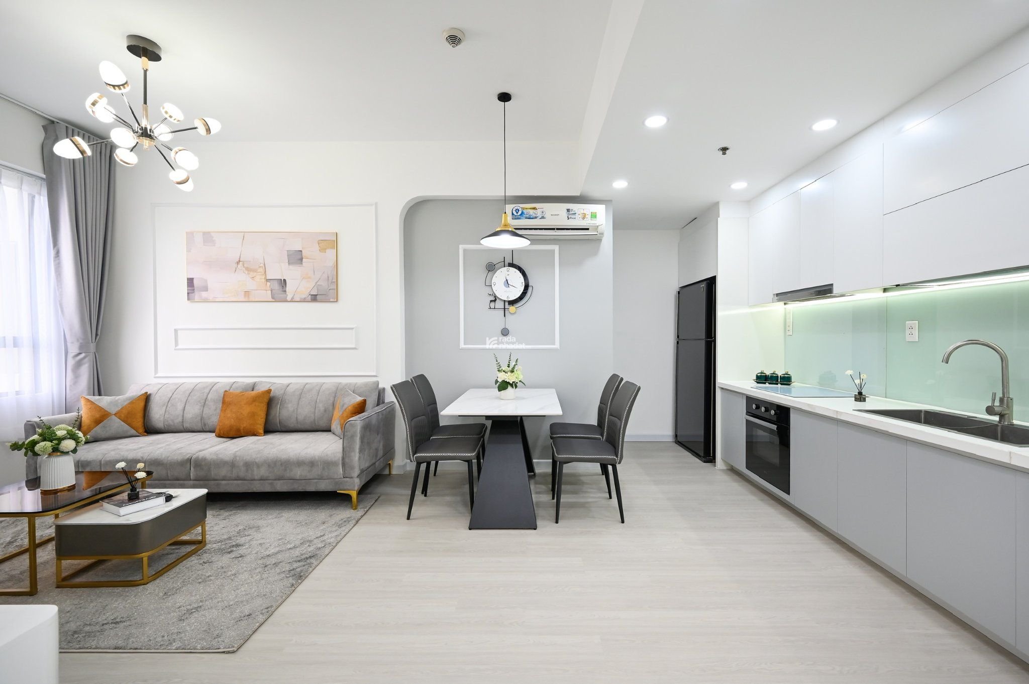 Cần chuyển nhượng căn góc 2PN - 92m2 - Sarimi - tầng đẹp