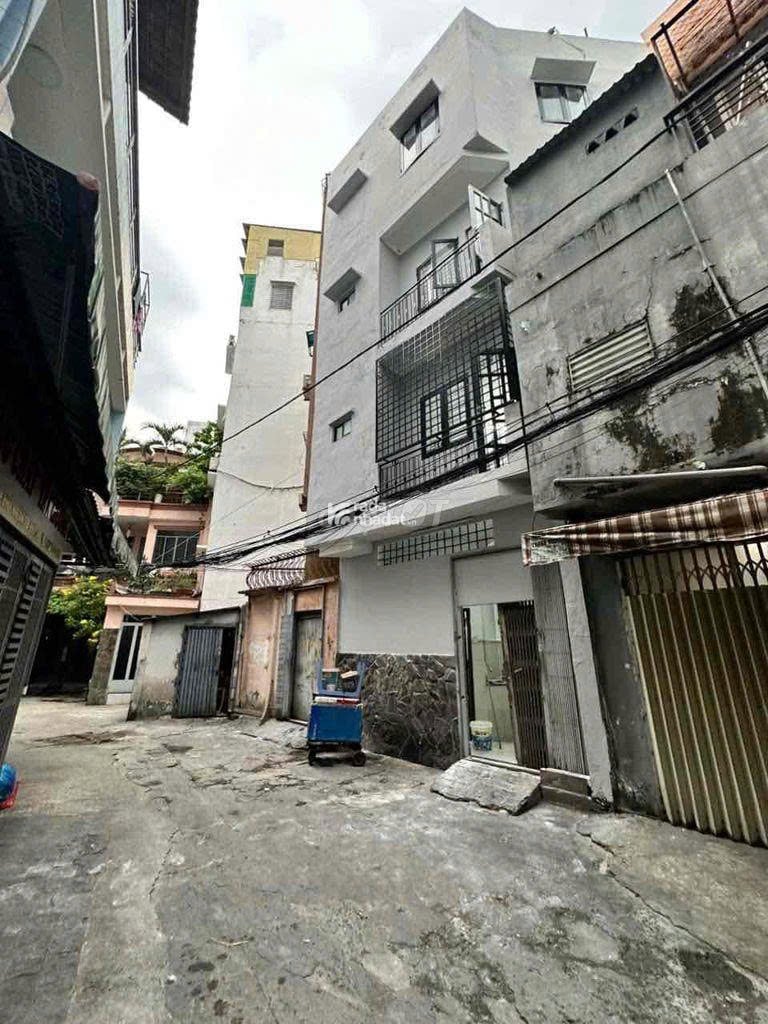 HOT: BÁN NHÀ 2 MT HUỲNH VĂN BÁNH,P12, QUẬN PHÚ NHUẬN.