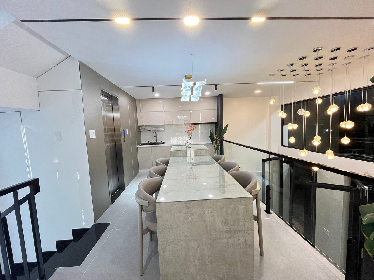 Siêu phẩm HXH sát mặt tiền Tô Hiến Thành quận 10 (DT 5x20m) HĐT 38tr/tháng