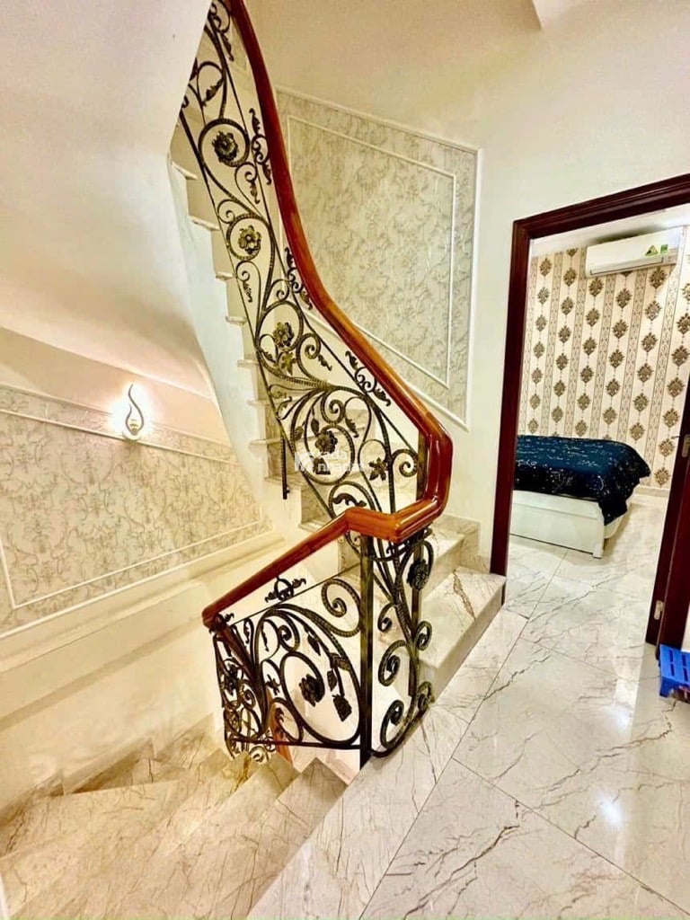  TẦNG - 41M2 - HẺM XE HƠI HOÀ HẢO - PHƯỜNG VƯỜN LÀI ( Q10 cũ )