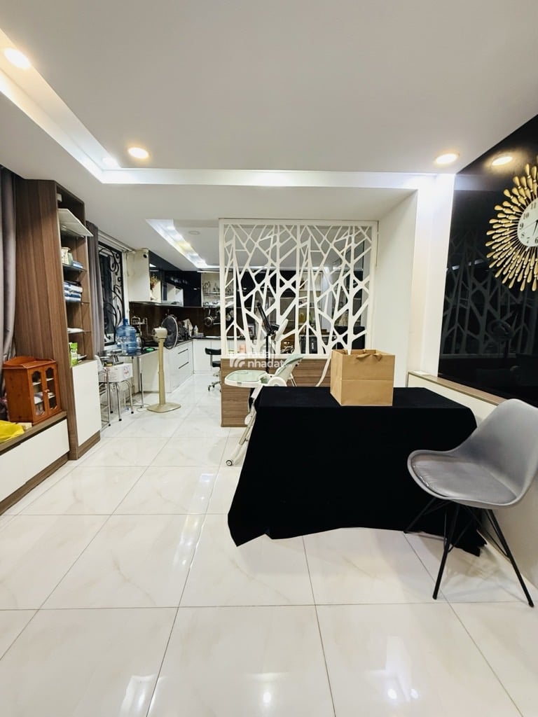 ĐÓN ĐẦU TUYẾN METRO, HXH HẬU GIANG, TÂN BÌNH, CÓ DÒNG TIỀN. GIẢM 350TR CHỈ CÒN 10.5T TL 