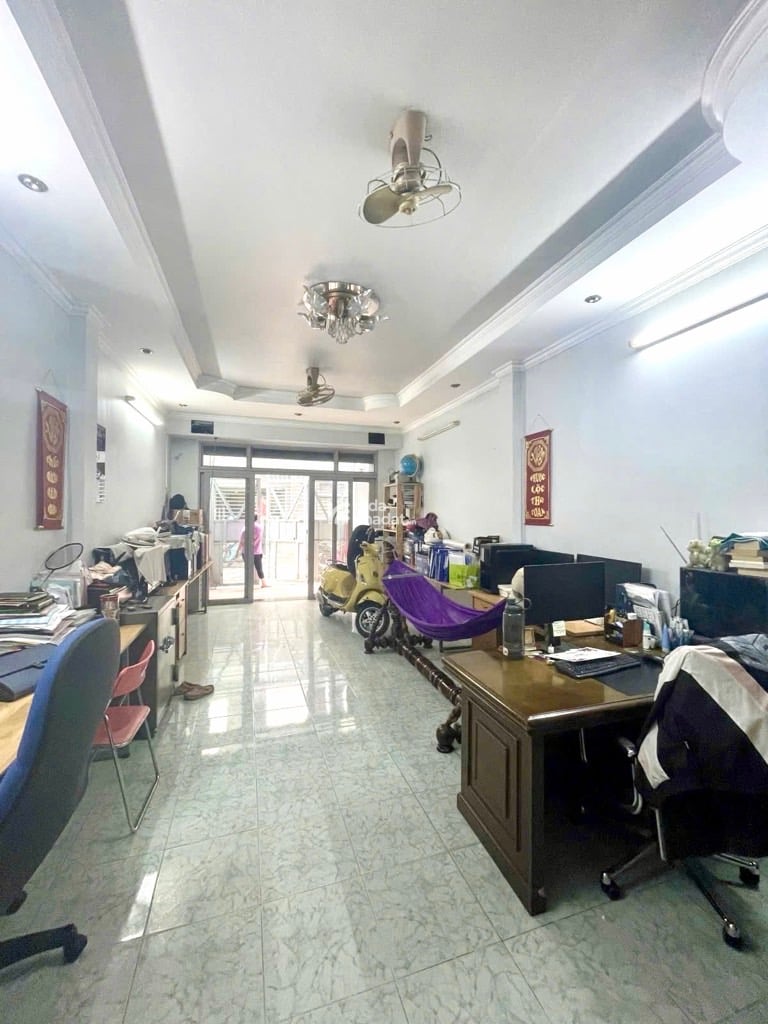 NGAY ETOWN CỘNG HÒA, NÚI THÀNH, TÂN BÌNH, 60M2 CÓ KC Ở NGAY. GIẢM 350TR CHỈ 12.6T 