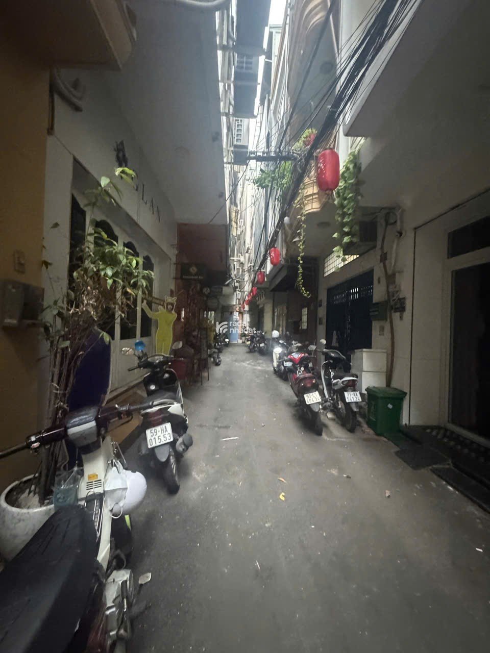 BÁN NHÀ HẺM LÊ THÁNH TÔN PHỐ NHẬT QUẬN 1