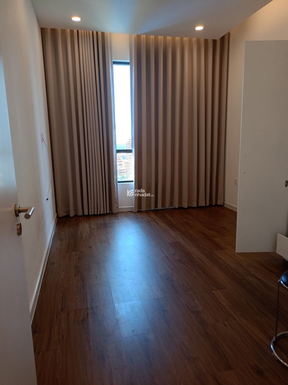 Cho thuê căn hộ 2PN full nội thất Estella Heights - View hồ bơi - Dọn vào ở ngay -( 8490 987 8***