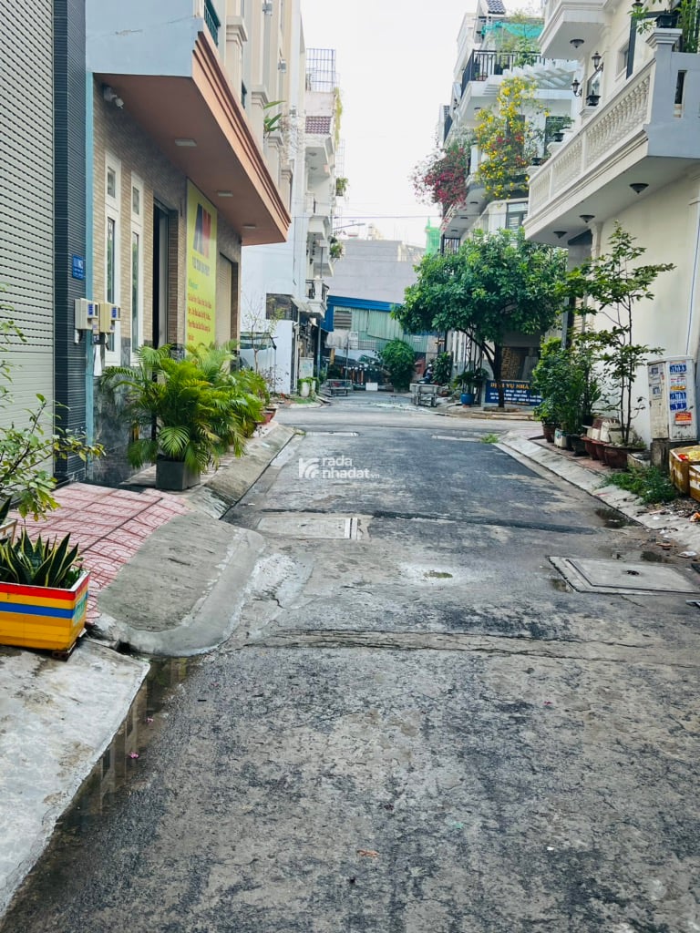 BÁN NHÀ BÌNH THÀNH KDC VĨNH LỘC 3 TẦNG 5PN HẺM 7M CÓ LỀ 5.3 TỶ BÌNH TÂN 