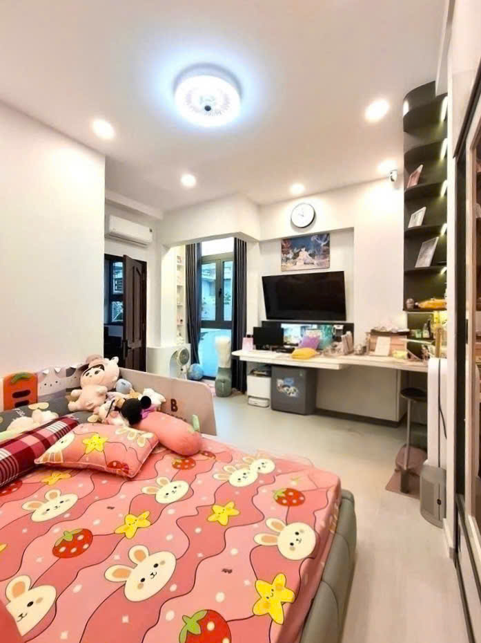 Nhà siêu xinh Hẻm Ô tô Lê Văn Sỹ - QUẬN 3 - 6.5 x 6 m - 5 Tầng - 8.99 tỷ