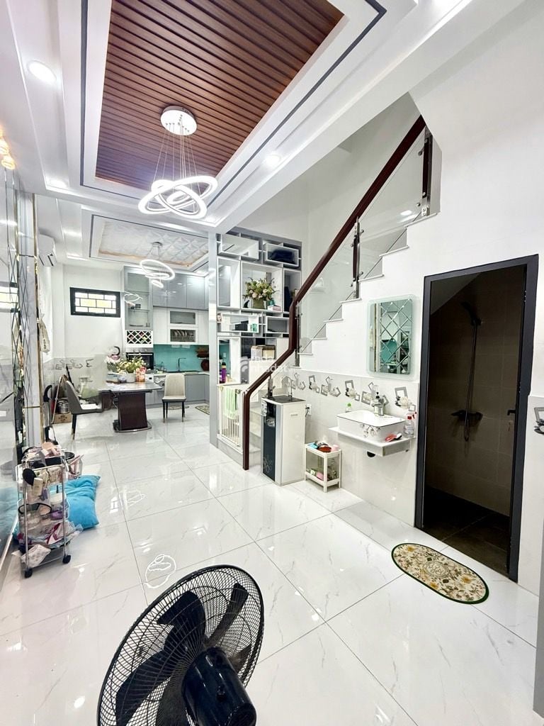 (NHÀ BÈ) NHÀ 4 TẦNG HẺM 8M HUỲNH TẤN PHÁT, FULL NỘI THẤT, 71M2, 4PN, SÂN THƯỢNG TRƯỚC SAU, NHỈNH 9T