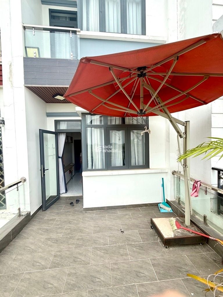 (NHÀ BÈ) NHÀ 4 TẦNG HẺM 8M HUỲNH TẤN PHÁT, FULL NỘI THẤT, 71M2, 4PN, SÂN THƯỢNG TRƯỚC SAU, NHỈNH 9T