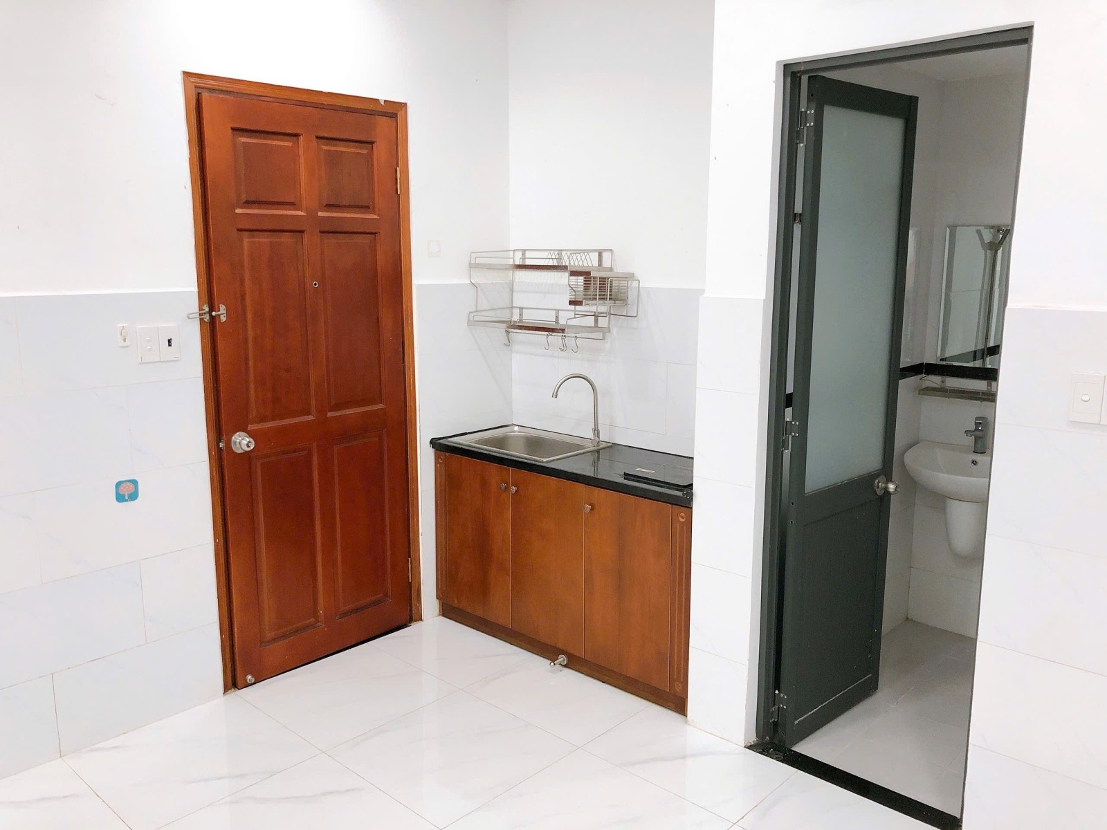 CHDV 9 PHÒNG  FULL NỘI THẤT DÒNG TIỀN 32 TRIỆU/THÁNG HXH Khuông Việt, Phú Trung, Tân Phú chỉ 7.5 tỷ