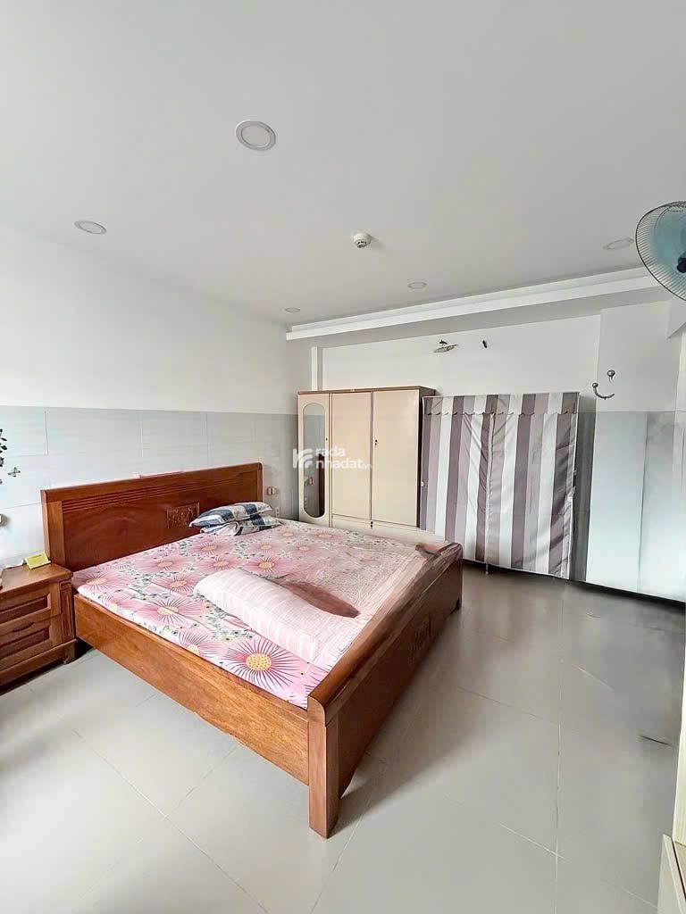 TOÀ NHÀ 6 TẦNG 19 PHÒNG 6.5*23 148M2DOANH THU HƠN 1 TỶ/NĂM - ĐƯỜNG XE TẢI.NGAY EMART PHAN HUY ÍCH