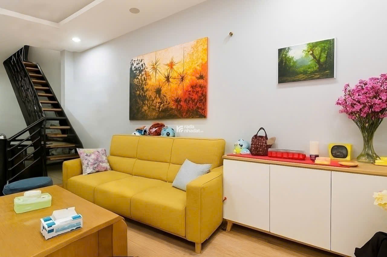 Nhà Trần Quang Diệu - Quận 3 - 3.8 x 14 m - 2 Tầng - 8.3 tỷ