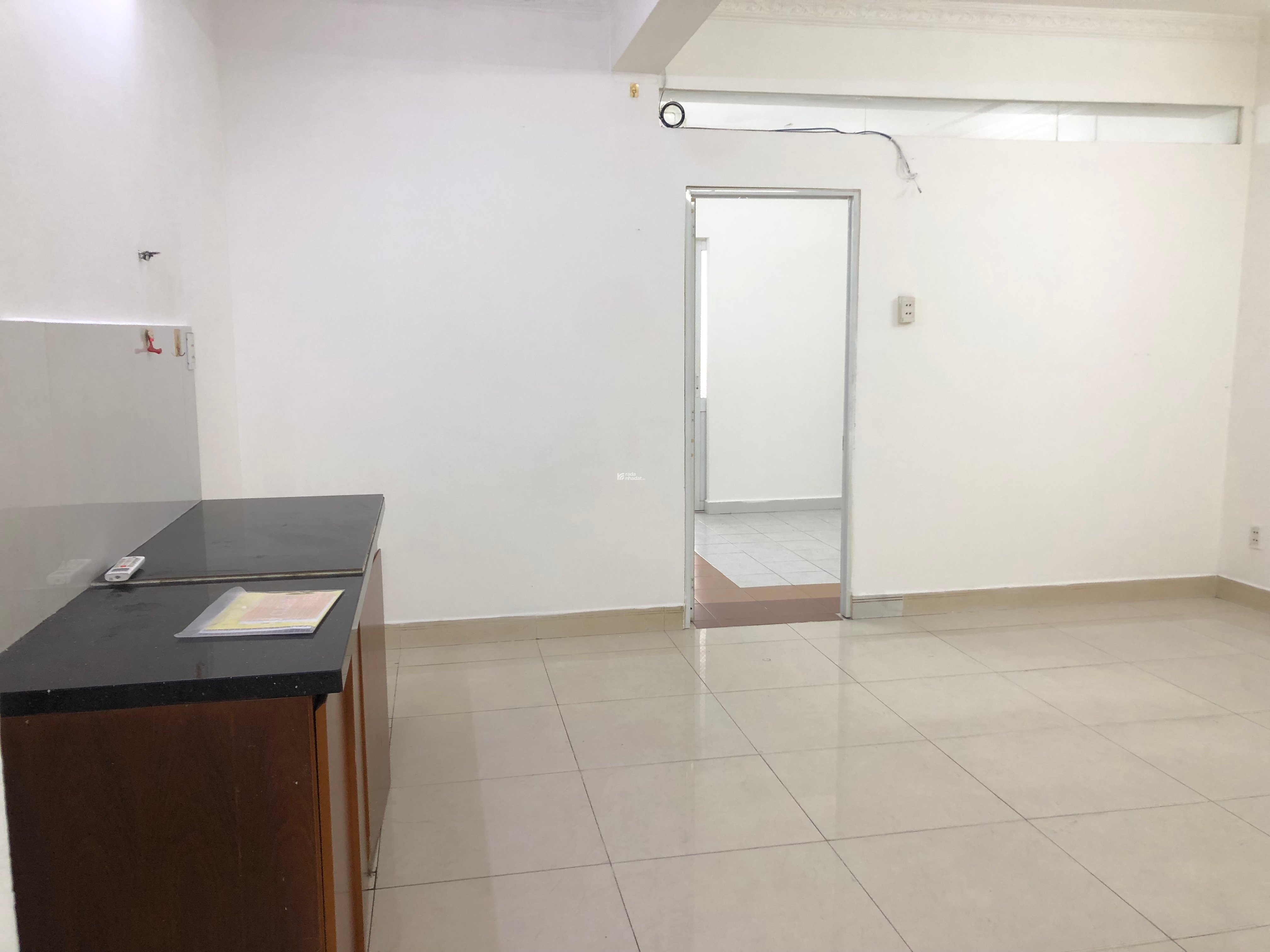 "chung cư nguyễn kim quận 10 lô R lầu 2 thang bộ 50m 2 phòng ngủ" 