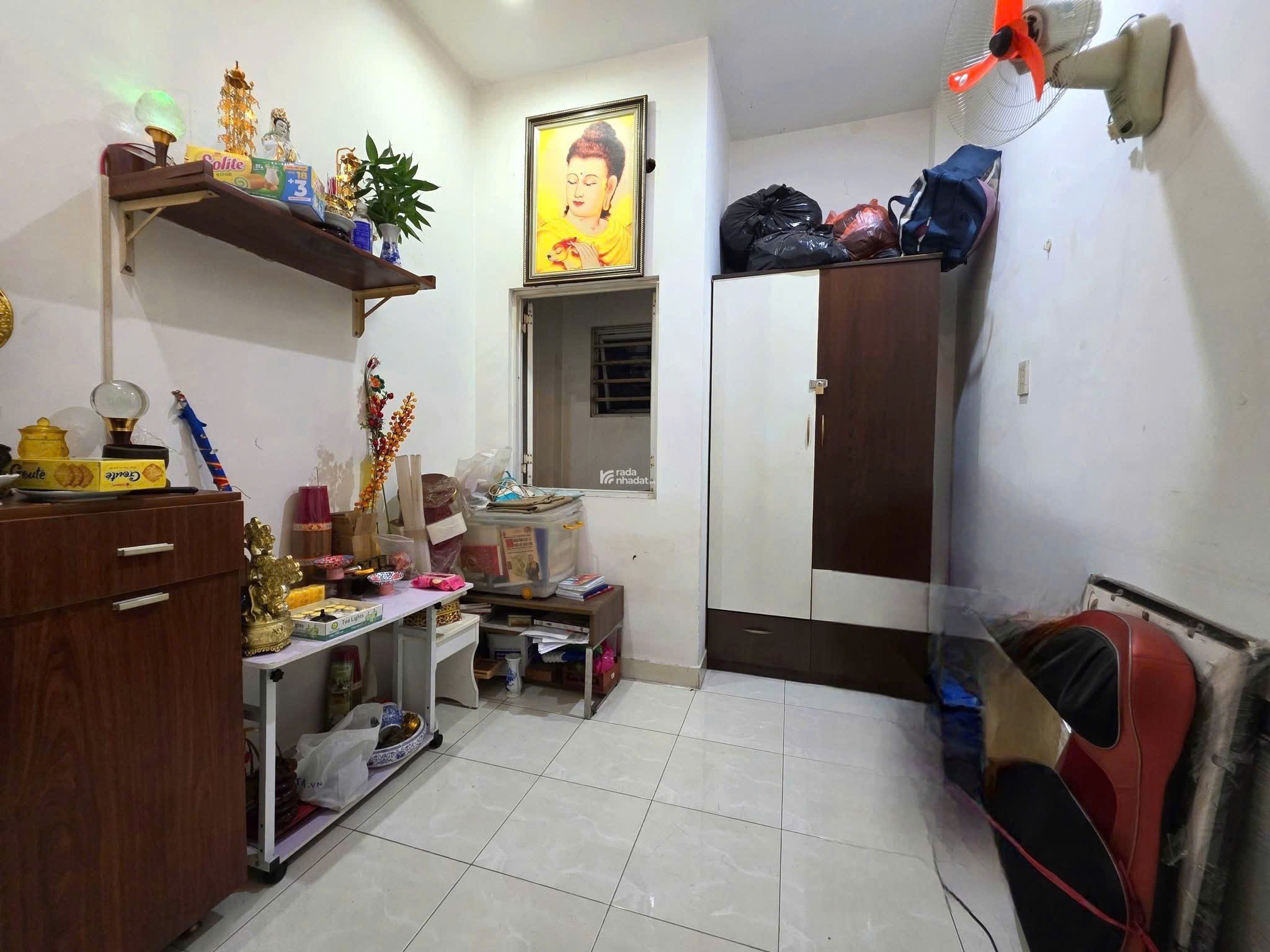 BÁN GẤP NHÀ ĐẸP - ngay trung tâm Q1