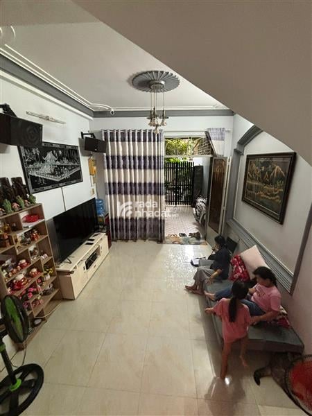 BÁN NHÀ 2 TẦNG - 57M2 – GẦN ĐẦM SEN- NHỈNH 5 TỶ