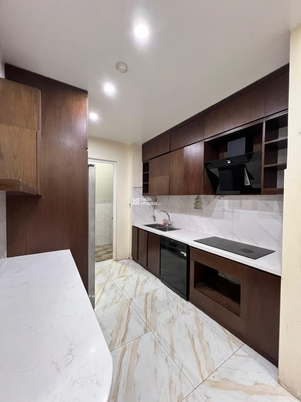 Hiếm: Chính chủ bán căn hộ cao cấp tại Riverside Garden 130m2 3PN 2VS giá hơn 8 tỷ. LH 0399 888 ***