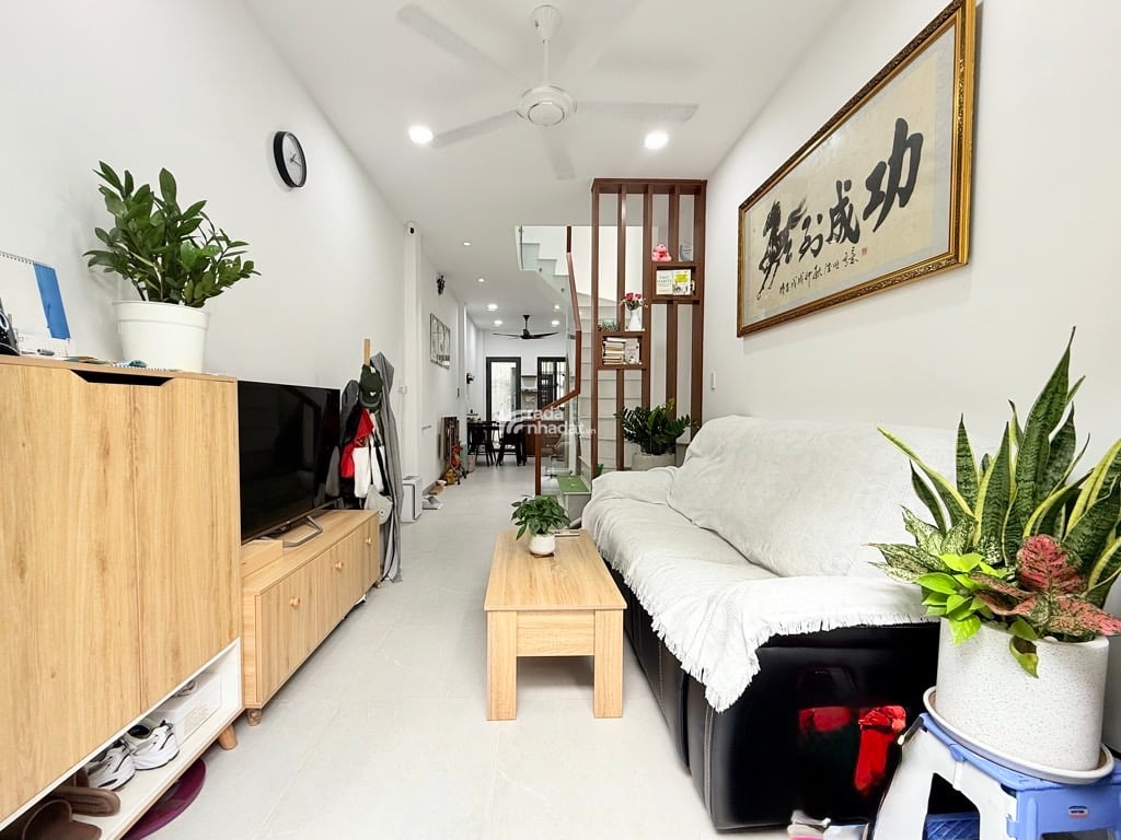 GIÁP PN. SÁT HXH NGUYỄN LÂM, BÌNH THẠNH, 40M2 CÓ KC Ở NGAY. GIẢM 550TR CHỈ 6.7T TL 