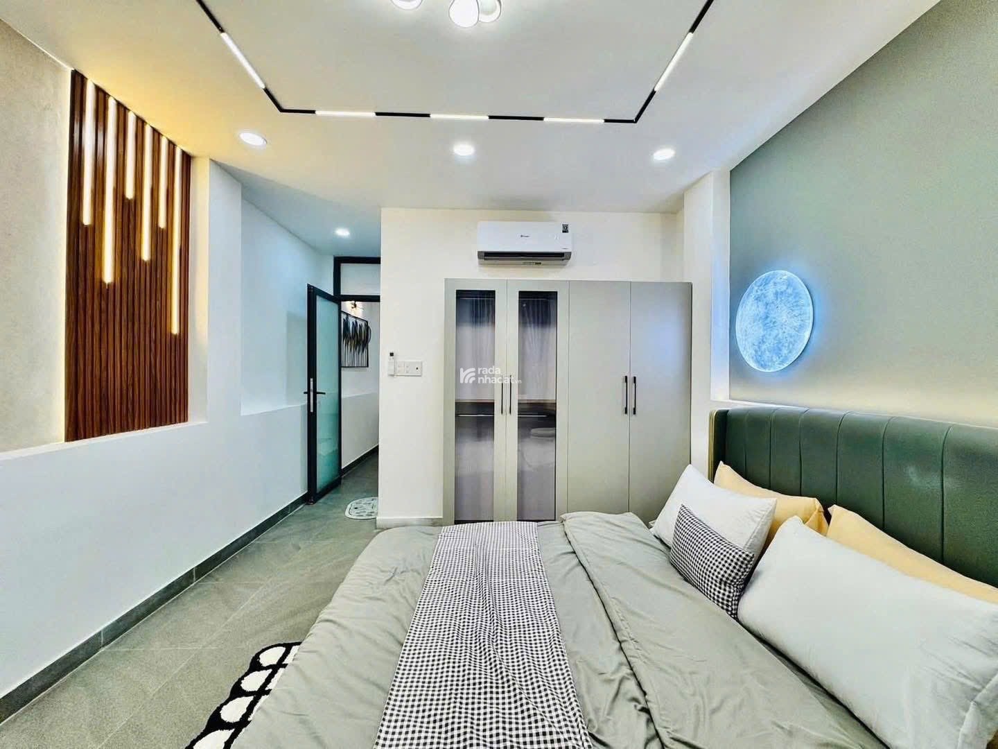 Bán nhà hẻm xe hơi tại Lê Văn Duyệt P3 Bình Thạnh, DT: 43m2, Sổ sẵn.
