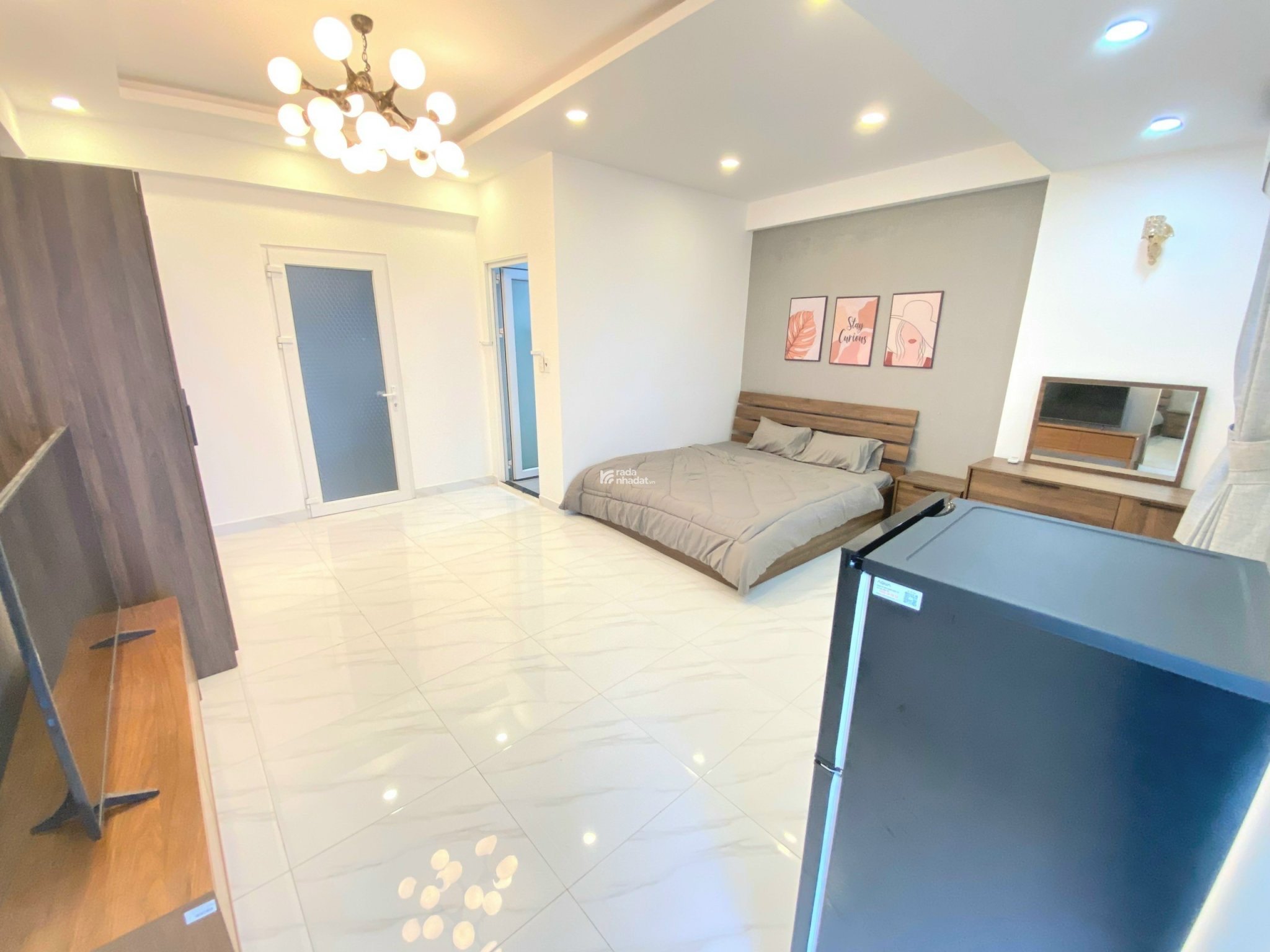 Cho Thuê Phòng Ban Công To Quận 10 Gần Cư Xá Đô Thành, Bệnh Viện Bình Dân.
