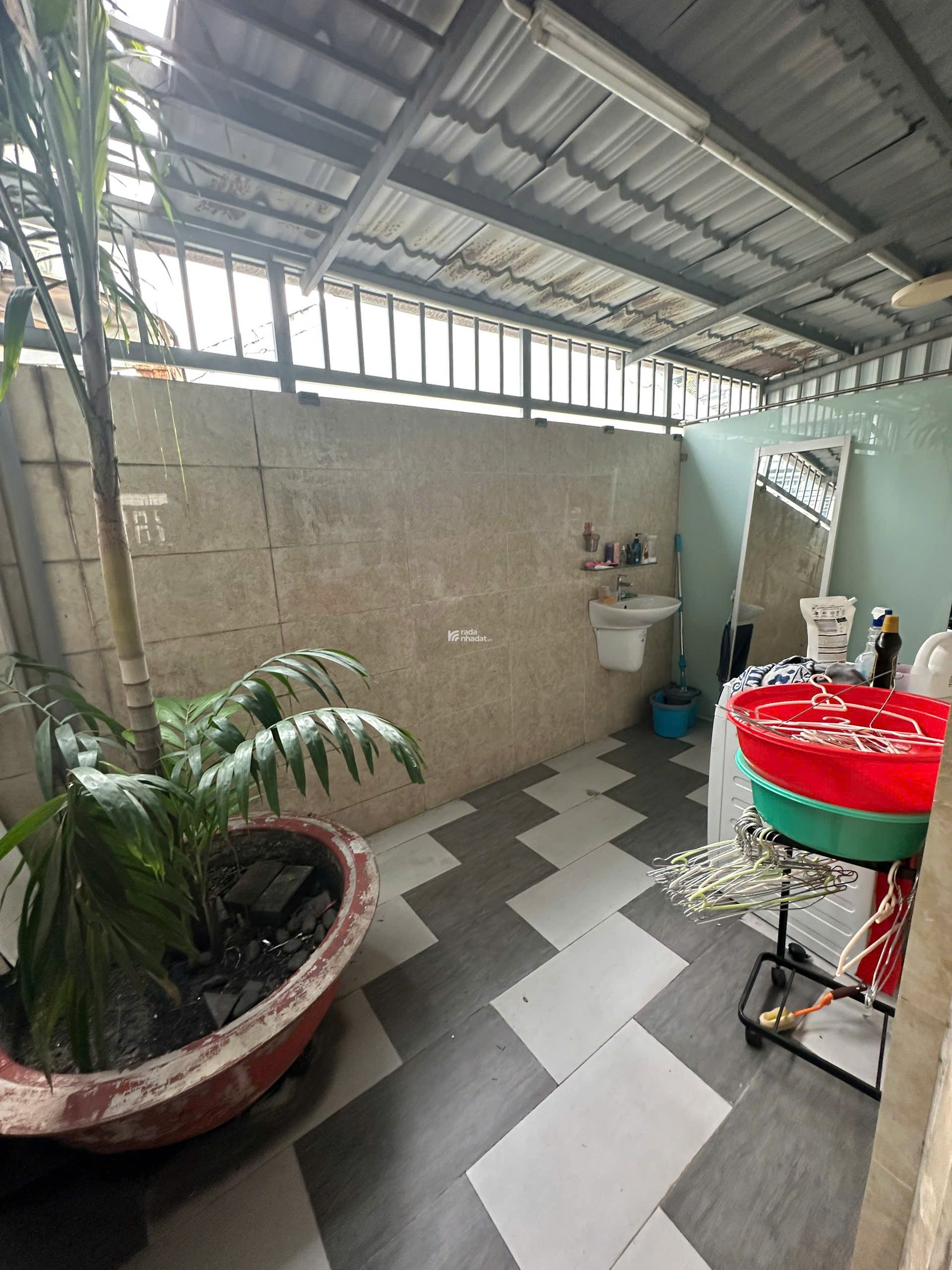 CHO THUÊ BIỆT THỰ COMPOUND LITTLE VILLAGE SÁT BÊN GIGAMALL 4P GIÁ 22TR