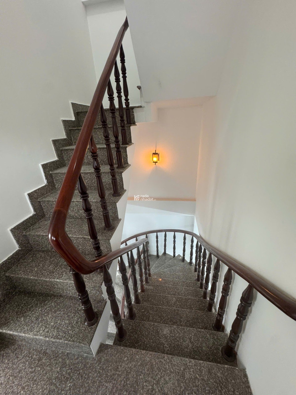  NHÀ MỚI CÒN THƠM MÙI SƠN - 3 TẦNG  - HXH  - SÁT CẦU VƯỢT LINH XUÂN  - LINH XUÂN  - THỦ ĐỨC.