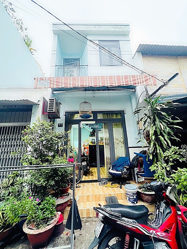 Bán nhà  gần lê văn qưới  bình hưng hoà a