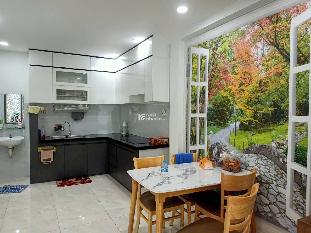 GẦN CHỢ VẢI, HẺM XE HƠI LÊ VĂN PHAN, TÂN PHÚ, 5.5M NGANG HIẾM CÓ. GIẢM 550TR CHỈ 3.5T TỐT