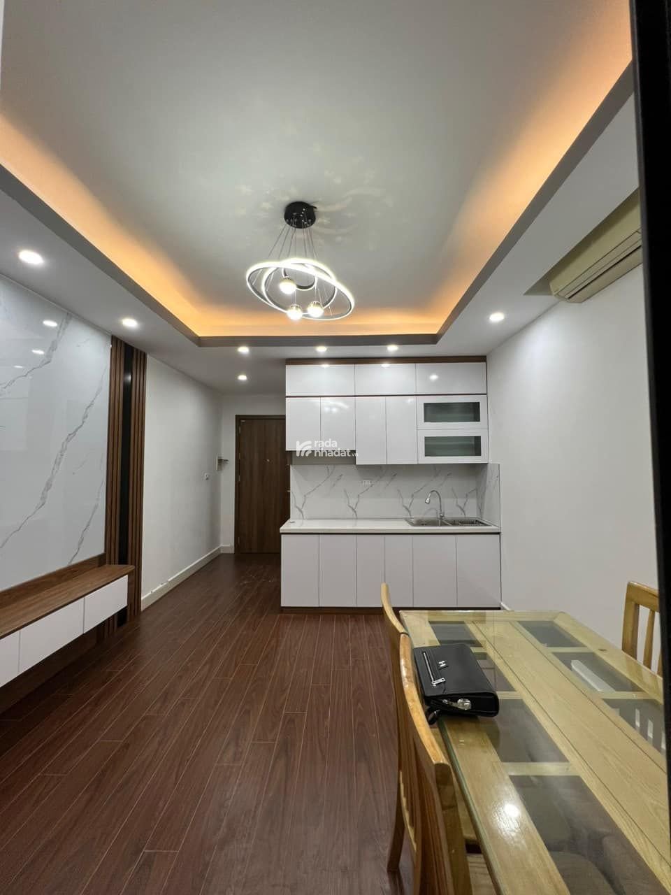 Khai trương căn hộ studio rộng 40m2 - Ngay bệnh viện Lê Văn Thịnh Ít chi phí - Bảo vệ 24/24 - Cọc 1