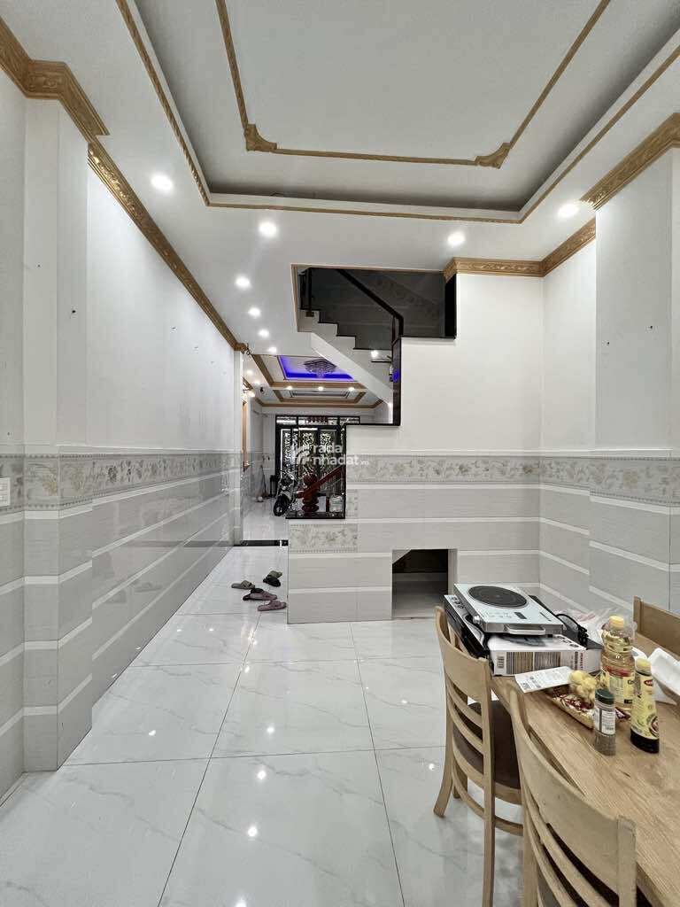 Nhà HXH 10m Nguyễn Nhữ Lãm, 90m2, 3 tầng, 3PN Master, chỉ 10.3 tỷ TL