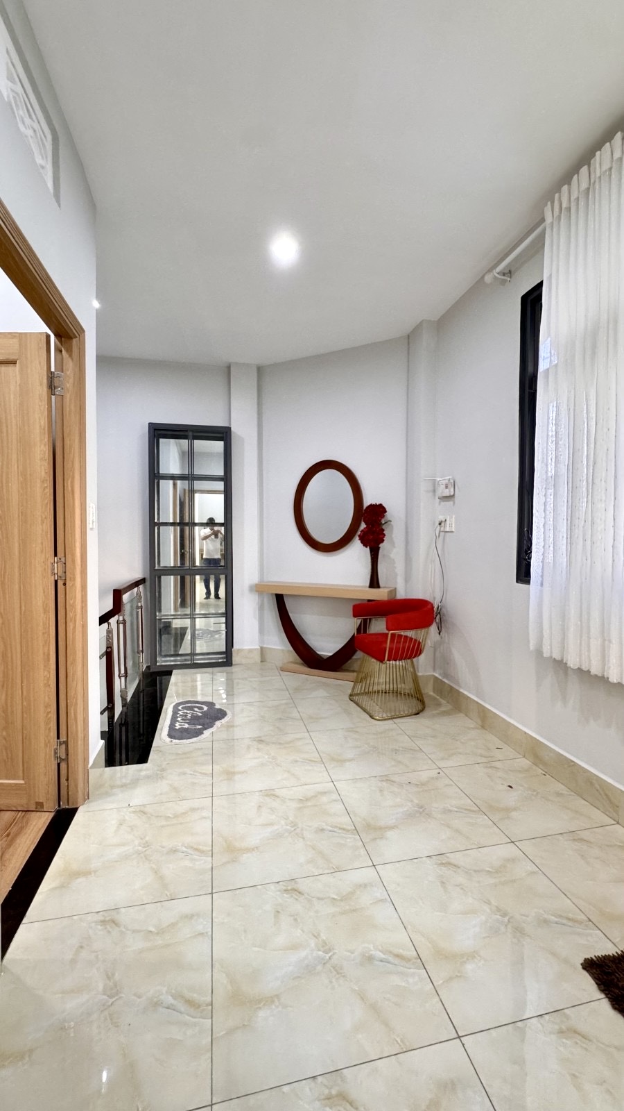 Bán Nhà Diện Tích Rộng Ngang Bề Thế 9.8m Hơn 4 Tỷ Ngay TL 10