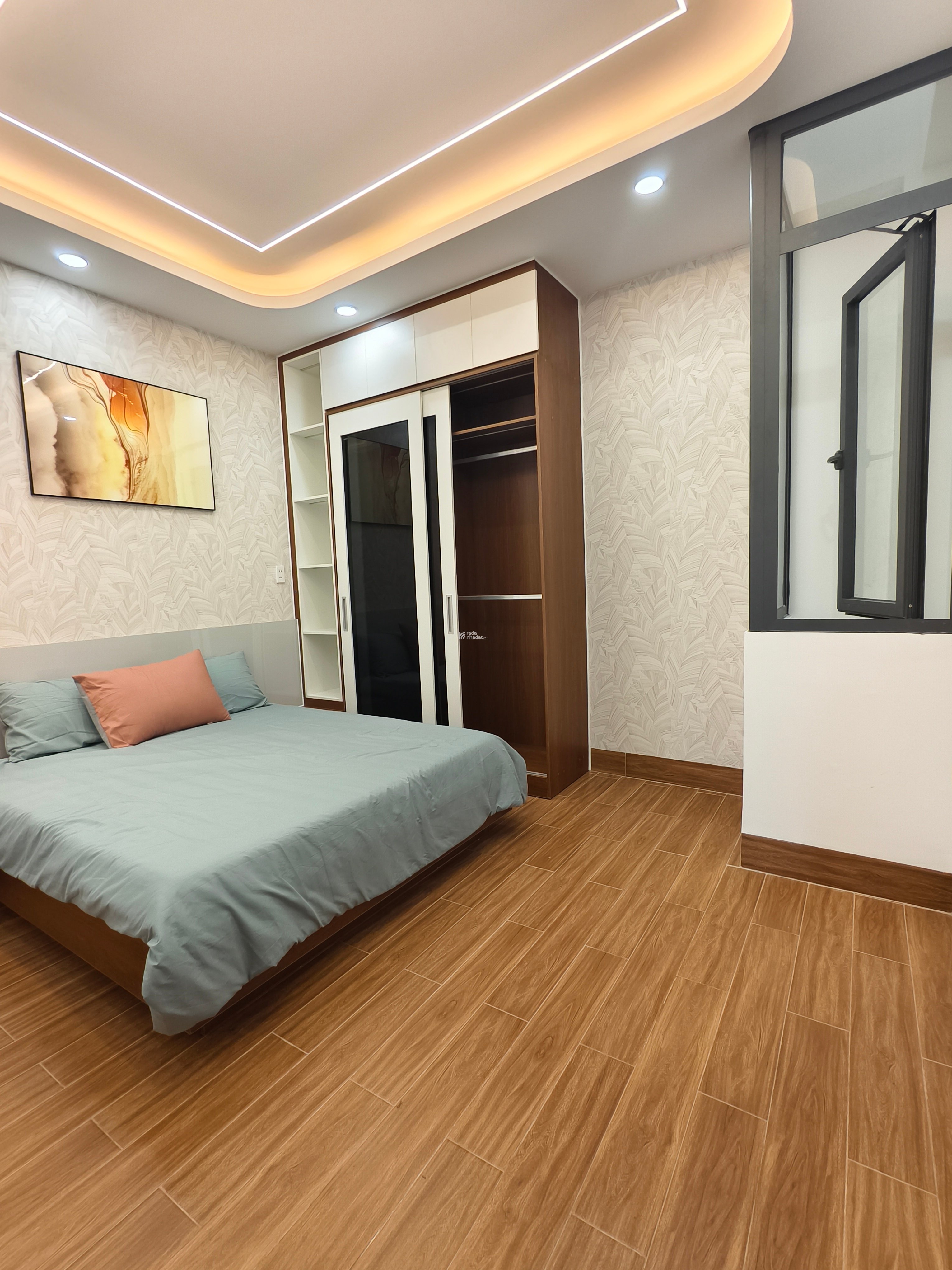 NHÀ ĐẸP- HƯƠNG LỘ 2- 5 TẦNG-NHỈNH 6TỶ