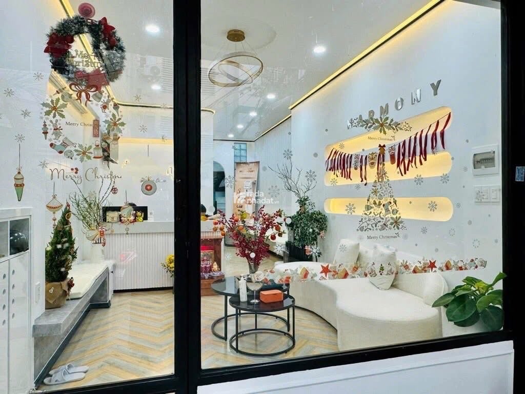 HIẾM - VỊ TRÍ ĐẸP TIỆN KINH DOANH - SỔ A4 - 20M RA MẶT TIỀN 