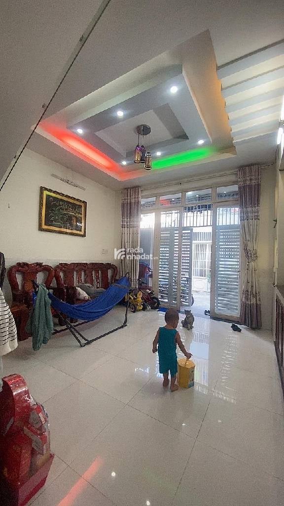 NGAY CHỢ VẢI, HẺM XE HƠI PHÚ THỌ HÒA, TÂN PHÚ, 46M2 HIẾM CÓ. GIẢM 550TR CHỈ CÒN 6.3T TL TỐT