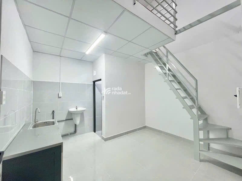 Bán nhà mặt tiền Trần Bá Giao ngang 5m 85m2 tiện xây CHDV KD đa nghề, sầm uất chỉ 9.3 tỷ.